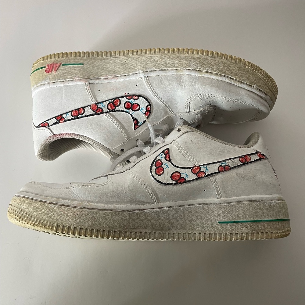 Nike White Low-Top Sneakers